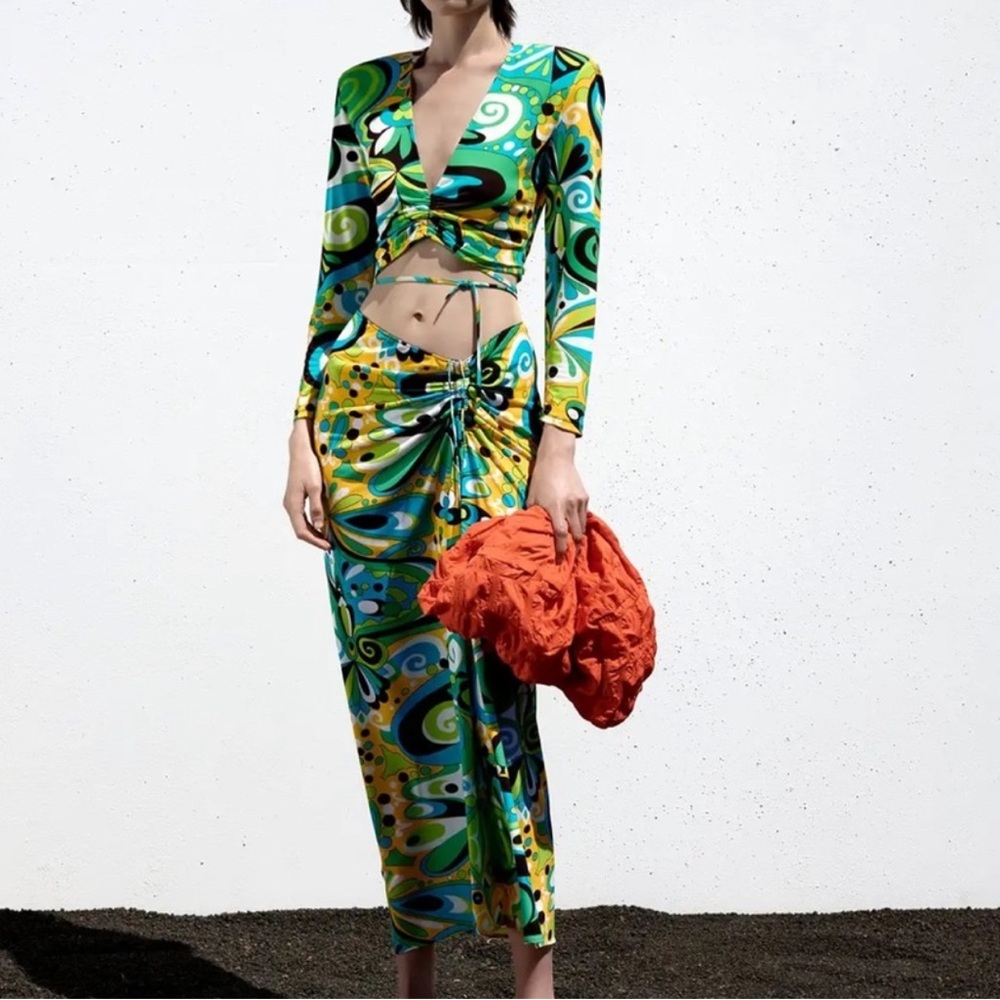 Zara Matching Sets: Shop Swirl-Print
Co-Ord Sets from Zara